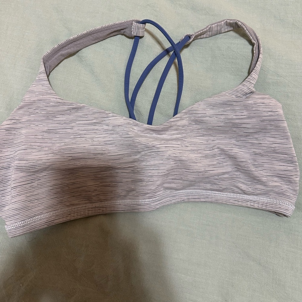 Lululemon sports bra